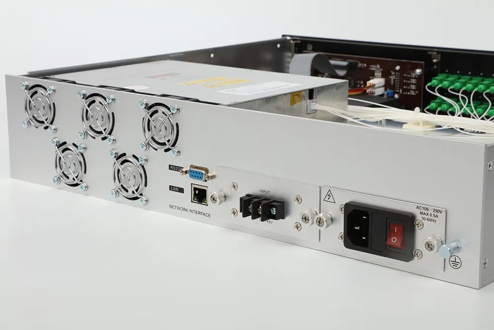 CATV Optical Amplifier 1550nm 4 Outputs High Power EDFA (WE-1550-YZ)